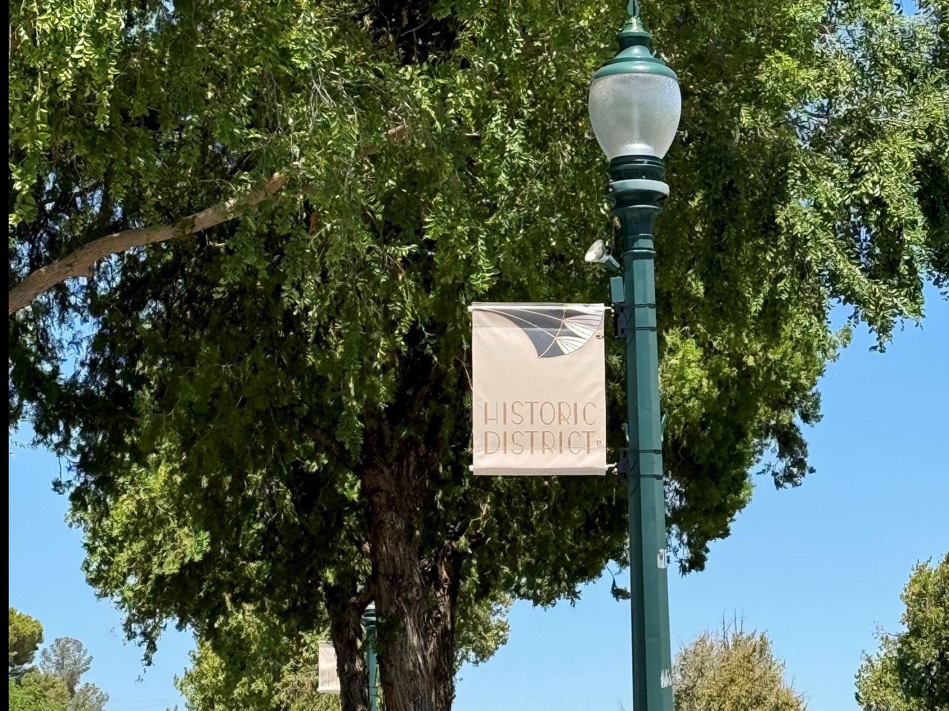 banner for historic district streets